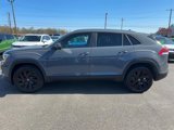 New 2025 Volkswagen Atlas Cross Sport SE image 2