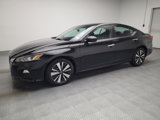Used 2022 Nissan Altima 2.5 SV image 2