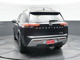 New 2025 Nissan Pathfinder Platinum image 3