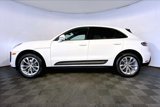Certified 2025 Porsche Macan image 2