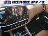 New 2025 Nissan Pathfinder Platinum image 3