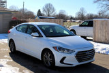 Used 2017 Hyundai Elantra SE image 2