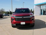 New 2025 Chevrolet Traverse LT w/ Enhanced Driving Package image 2