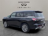 New 2025 INFINITI QX80 Luxe image 3