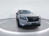 Used 2024 Nissan Pathfinder SV image 3
