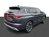 New 2025 Mitsubishi Outlander SE image 4