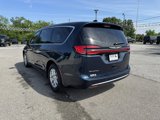 New 2025 Chrysler Pacifica Select image 3