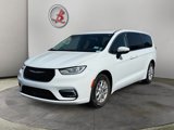 Used 2023 Chrysler Pacifica Touring-L image 2