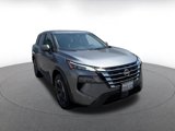 Used 2024 Nissan Rogue SV image 3