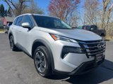 Used 2025 Nissan Rogue SV image 4