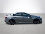 Used 2025 Toyota Camry SE image 6