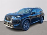 New 2025 Nissan Pathfinder SL w/ SL Premium Package image 2