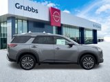 New 2025 Nissan Pathfinder SL w/ SL Premium Package image 2