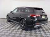 Used 2024 Mercedes-Benz GLC 300 4MATIC image 4