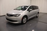 Used 2023 Chrysler Voyager LX image 4