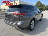 Used 2022 Toyota Highlander Platinum image 4
