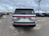 Used 2024 Lincoln Navigator Premiere image 4