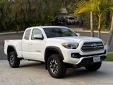 Used 2016 Toyota Tacoma SR5 image 2