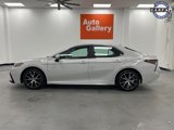 Used 2023 Toyota Camry SE image 2
