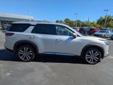New 2025 Nissan Pathfinder Platinum image 3