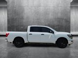Used 2023 Nissan Titan SV w/ SV Convenience Package image 4