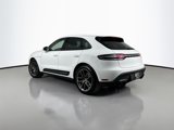Certified 2025 Porsche Macan image 3