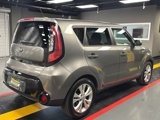Used 2016 Kia Soul + image 6