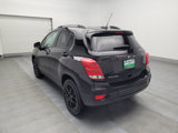 Used 2022 Chevrolet Trax LT w/ Midnight Edition image 5