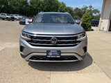 Certified 2022 Volkswagen Atlas Cross Sport SE image 3