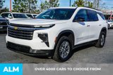 Used 2024 Chevrolet Traverse LT image 3