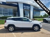Used 2024 GMC Terrain SLE image 2