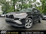 Used 2022 Toyota Highlander XLE image 2