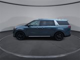 Used 2023 Kia Carnival SX Prestige image 5