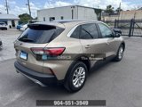Used 2021 Ford Escape SE image 5