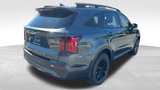 Used 2022 Kia Sorento S image 5