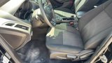 Used 2017 Ford Focus SEL image 3