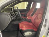 Certified 2024 Porsche Macan S image 5