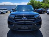 Used 2023 Ford Explorer XLT image 2