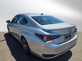 New 2025 Lexus ES 300h w/ Premium Package image 5