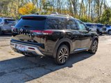 New 2025 Nissan Pathfinder Platinum w/ Lighting Package (N92) image 3