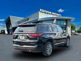 Used 2023 Chevrolet Traverse Premier image 3