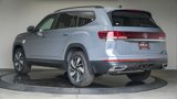 New 2025 Volkswagen Atlas SE image 2