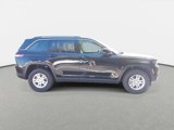 Certified 2023 Jeep Grand Cherokee Laredo image 4