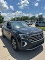 Used 2024 Volkswagen Atlas SEL image 3