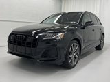 Used 2023 Audi SQ7 Premium Plus w/ Executive Package image 4