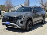 New 2025 Volkswagen Atlas Peak Edition SE image 5