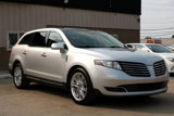 Used 2019 Lincoln MKT AWD image 4