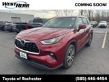 Used 2023 Toyota Highlander XLE image 4