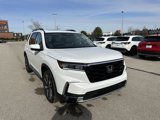 New 2025 Honda Pilot Touring image 3