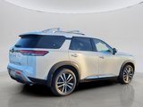 New 2025 Nissan Pathfinder Platinum image 2